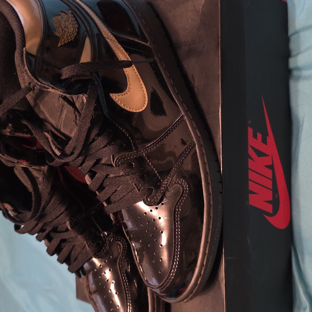 Air Jordan 1 Retro High OG Mens size 12